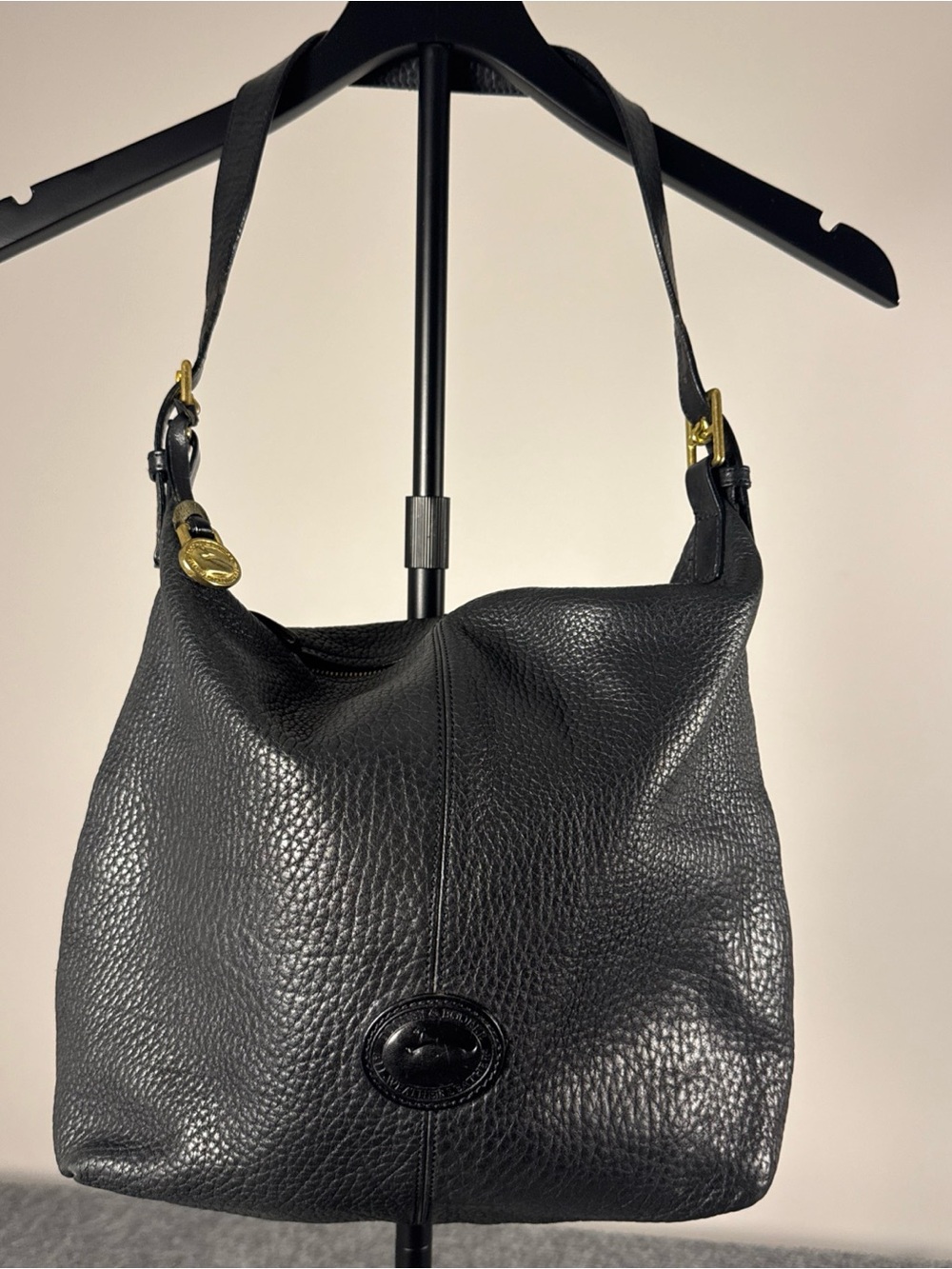 Vintage Dooney & Bourke HOBO Shoulder Bag Black Pebbled Leather 90s Minimalism